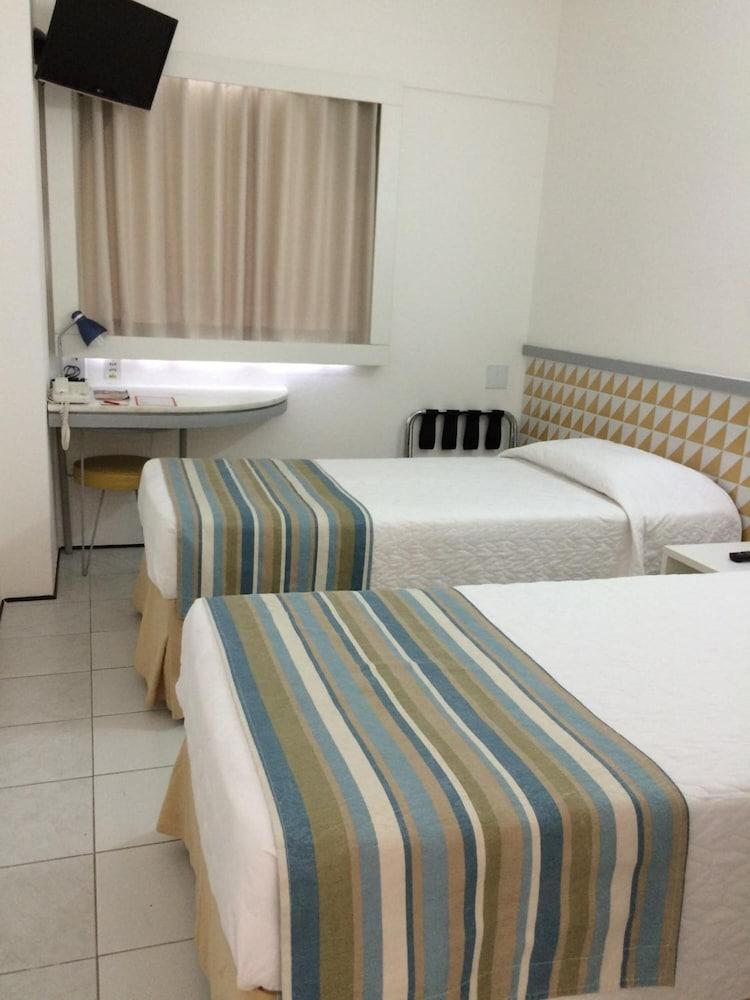 酒店 Ibis Budget 2*